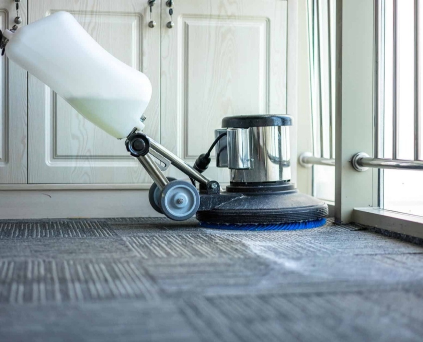 Imgi 21 Side View Of A Large Scale Machine Deep Cleaning A Carpet